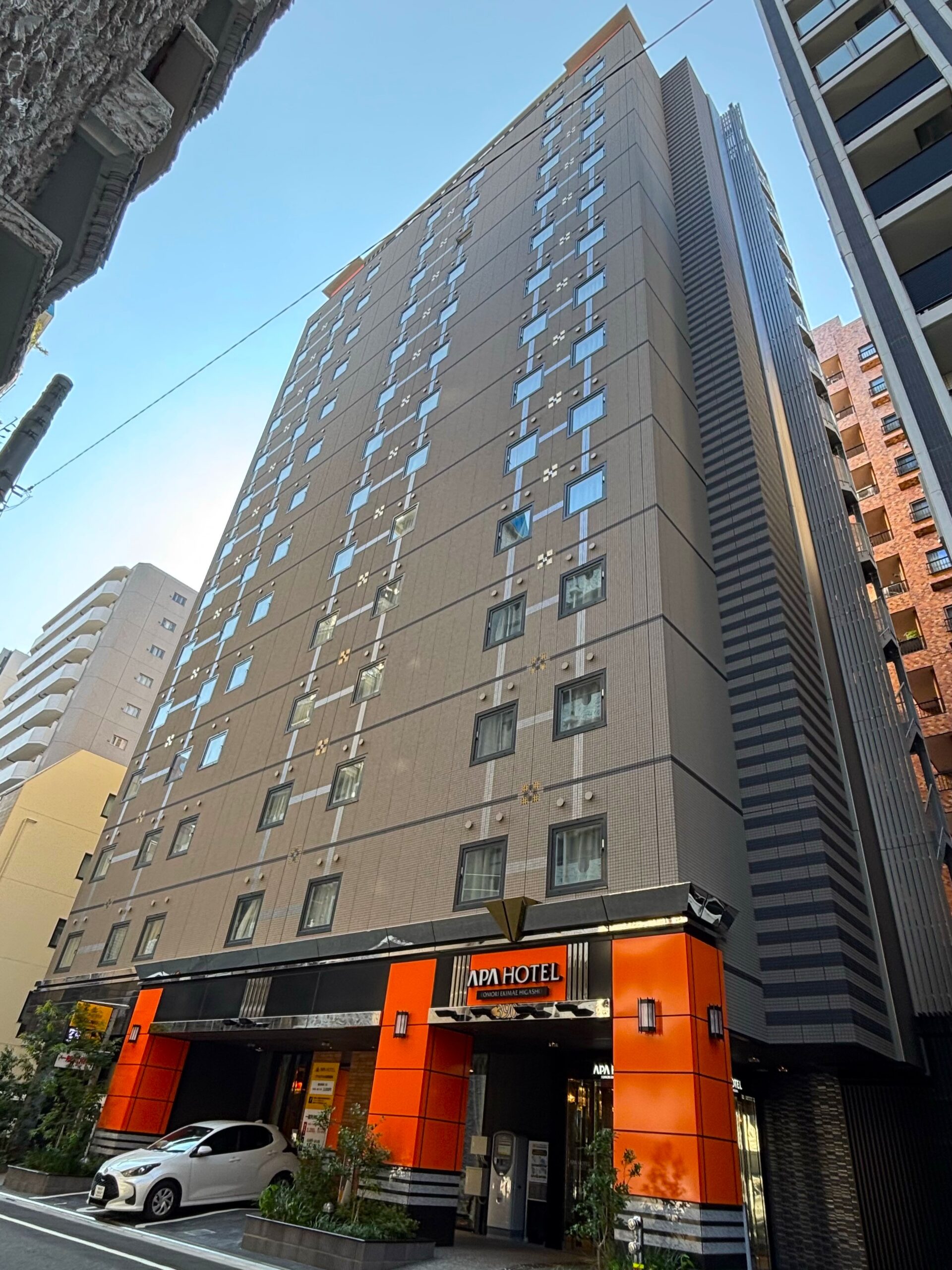 ポストコロナを見据えて学校を買い取り、ホテル開発業者へ売却。